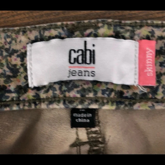 🎄Cabi green/blue ditsy pattern pants SZ 12  skinny - Picture 6 of 11